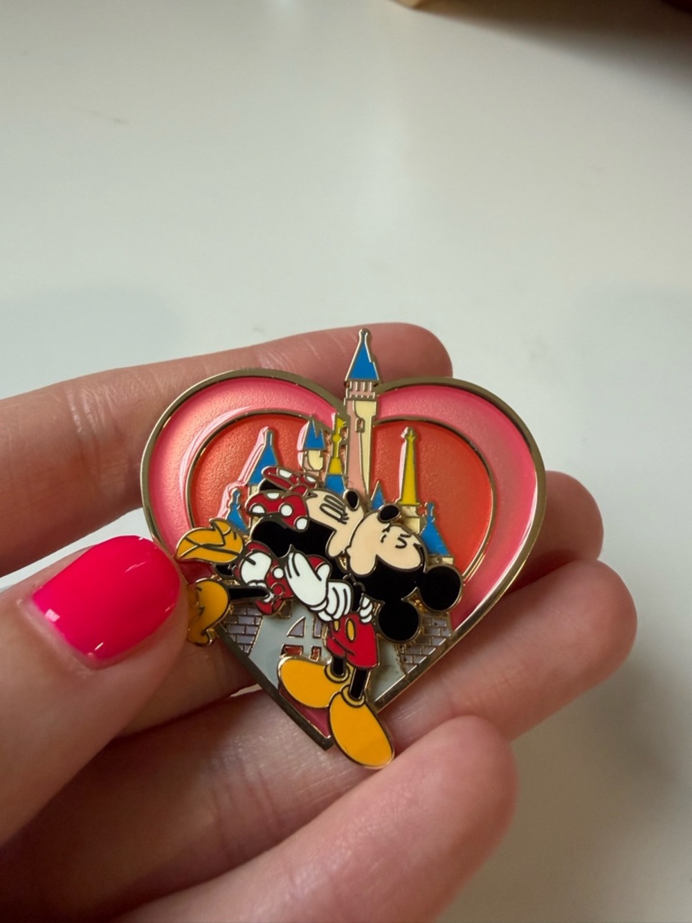 Disney Mickey & Minnie Castle Heart Pin